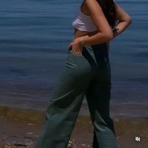 WEWOREWHAT Green Wide Leg Jeans